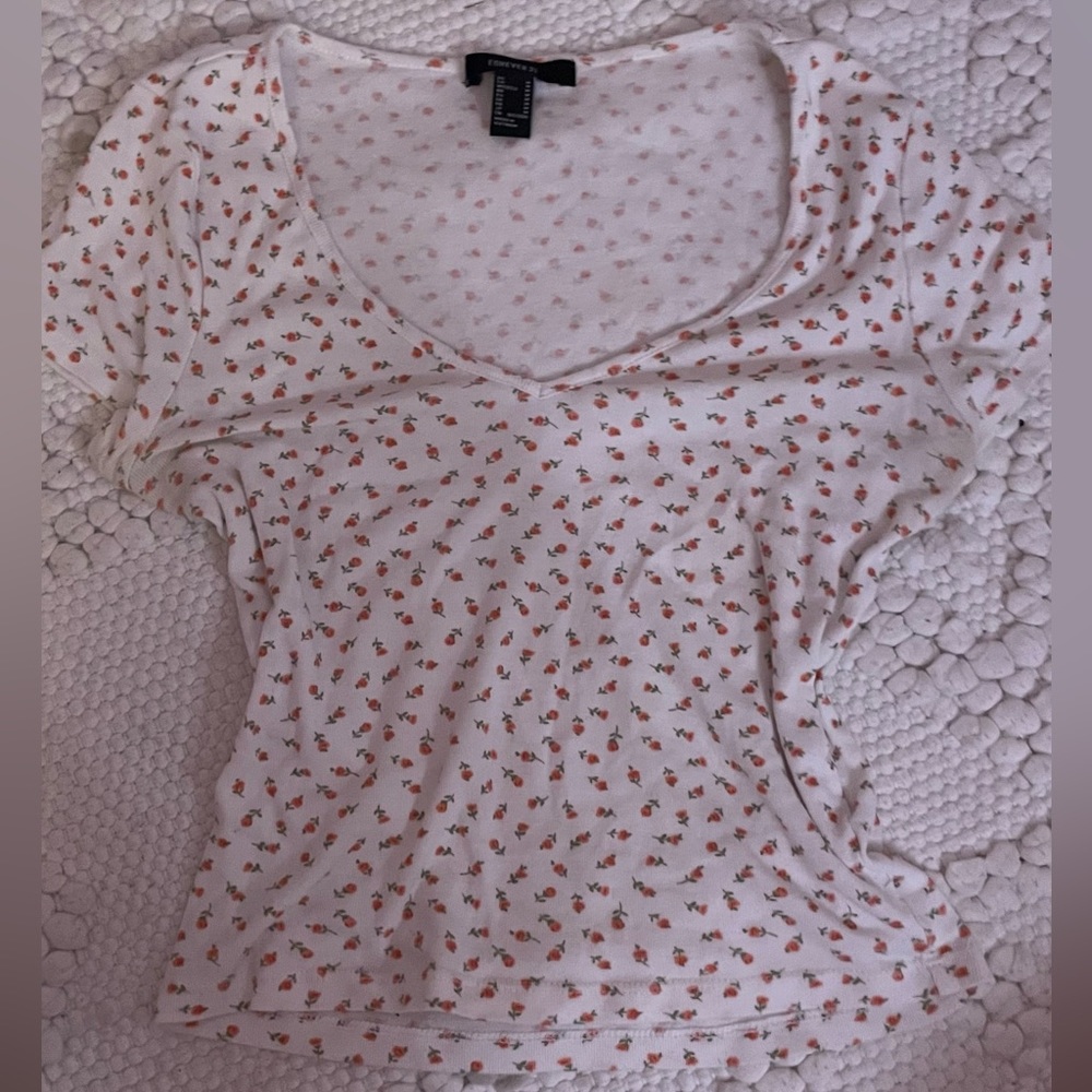 Pink floral cropped white tee